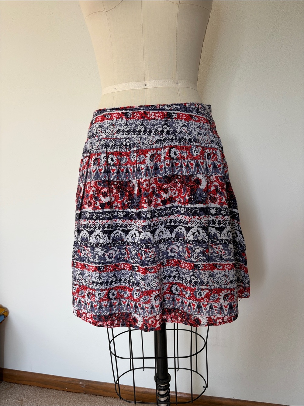 Patterned Red, Navy & White Yoke Waist Gathered Skirt